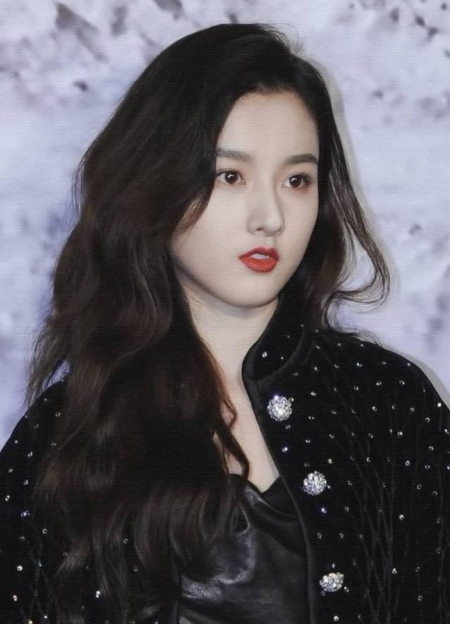 宋祖儿自创减肥操，方法简单易学，除此之外还有两点也需注意