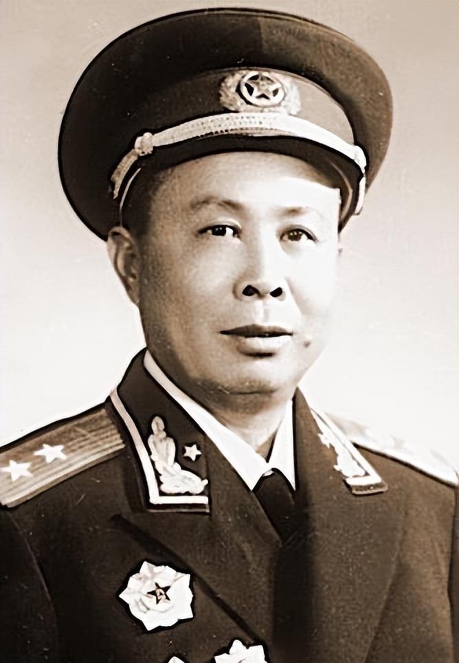 肖新槐 将军李湘,陆军第六十七军军长,江西永新人,1914年出生,1952年