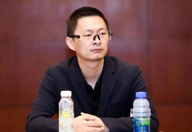 北京联合伟世科技股份有限公司副总裁李怀伟介绍基于英特尔的产教融合