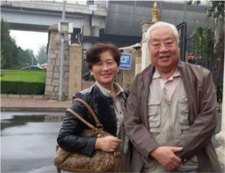 如来佛祖朱龙广娶小8岁妻子54年不让爱妻进厨房