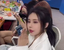 吴迪怼官方敲你哇敢关我直播举报你们刘叉叉问徒弟李雨泽和钰哥几个