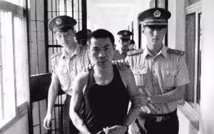 北京人民检察院二分院,对李正光提起诉讼,数罪并罚判处死刑.