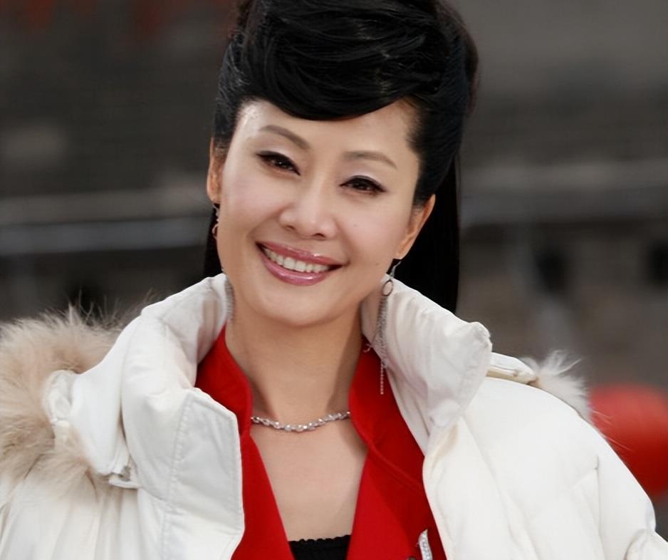 于文华离婚23年后和前夫李凡的人生一个天上一个地下