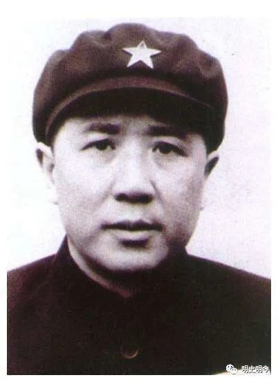 1937年,就因为与罗贵波说了一句话就结婚了的李涵珍在党校学习,彭真