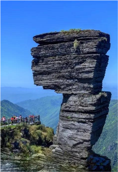 梵净山在贵阳的哪个地方壮丽巍峨的山遗落在人间的梵天净土