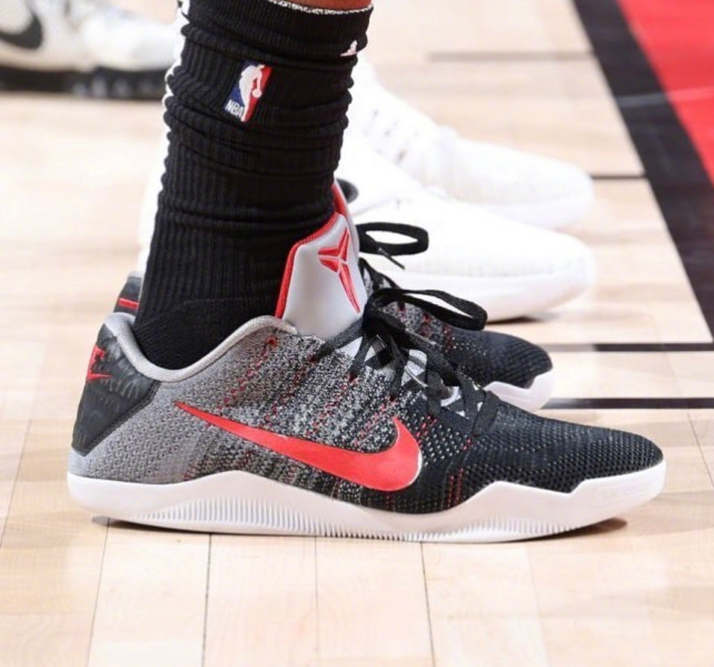 季后赛球鞋上脚哈登穿harden6吹羊穿ty1