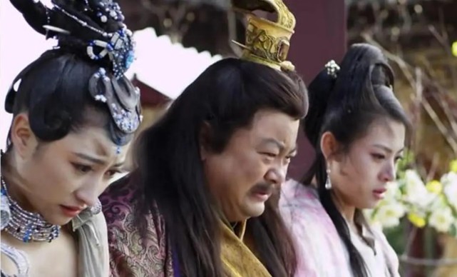 宋太宗对小周后垂涎三尺导致小周后怒骂南唐后主这才有了脍炙人口的