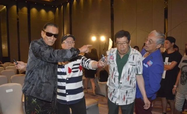 2015年,曾江与谢贤,胡枫及joe junior一同参与主持无线电视旅游节目