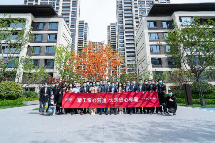 提前62天交付交付即发证郑州融创城融璟园实地探访
