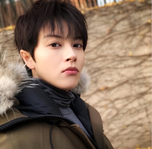 这才是没把观众当傻子的女扮男装,毫无违和感,雌雄难辨的7位女星,你最