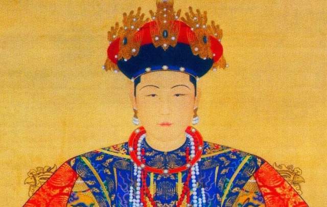 平妃十岁被康熙纳入宫的小姨子生下大清皇子却红颜薄命