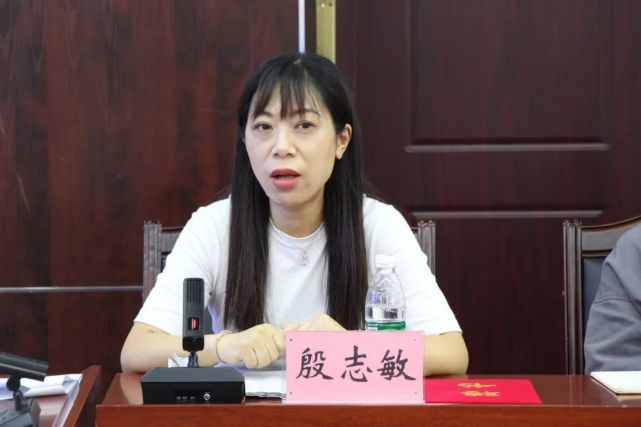 殷志敏被聘任为检察听证员感到很荣幸,我将认真履行听证员职责,做到