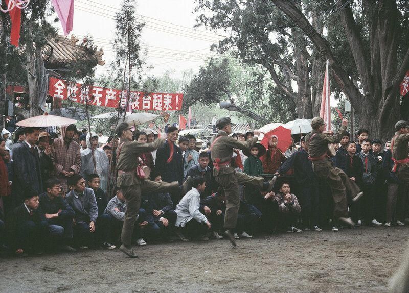 老照片1966年北京欢庆五一劳动节