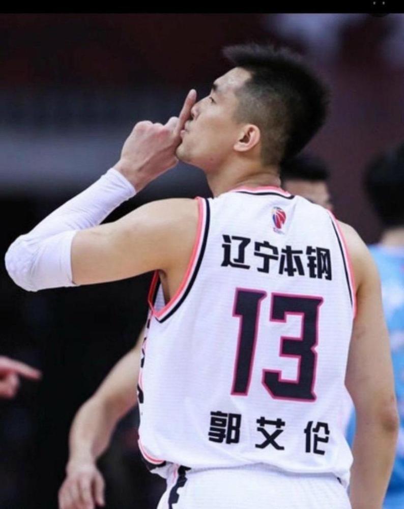 郭艾伦和易建联你会成为中国篮球运动员的教练吗