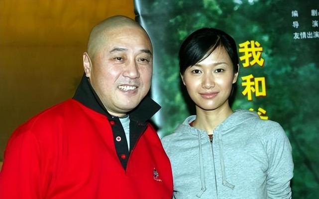 叶大鹰开始将资源砸在别人身上两人关系转淡梅婷终究没有守住叶大鹰的