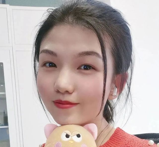 当代有颜值又有才华女性选刊