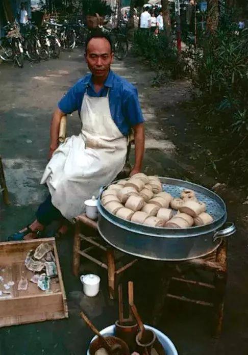 老照片:70,80,90年代吃在中国