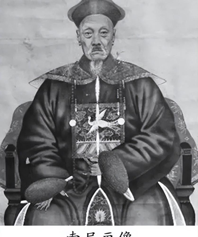 多尔衮回忆录六竞争皇位之路