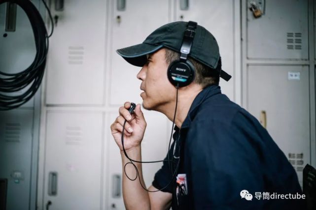 这就像"天要下雨,娘要嫁人",没办法.