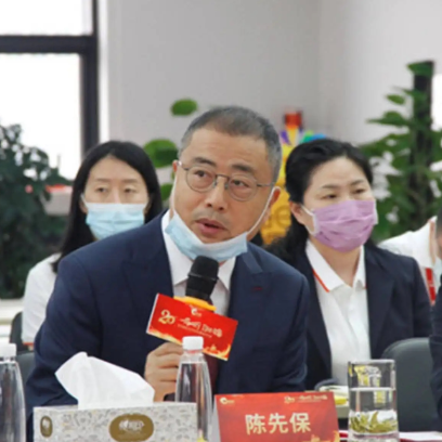 现任合肥市华泰集团股份有限公司董事长兼总裁,洽洽食品股份有限公司