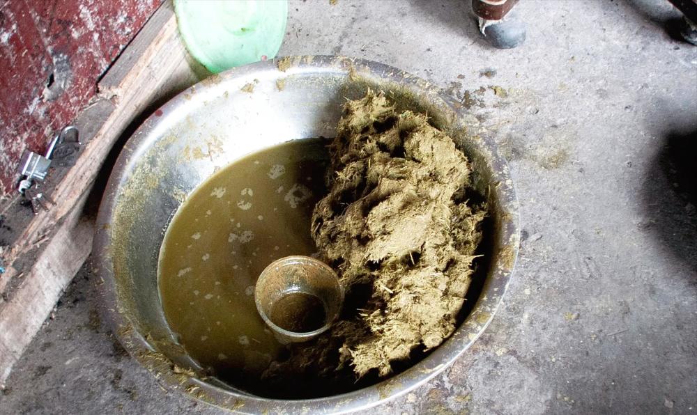 隐藏在贵州的黑暗料理吃了牛瘪火锅后我一口气跑了10公里