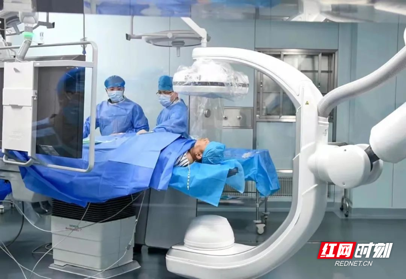 【健康】郴州首个 “航母级” 复合手术室建成启用
