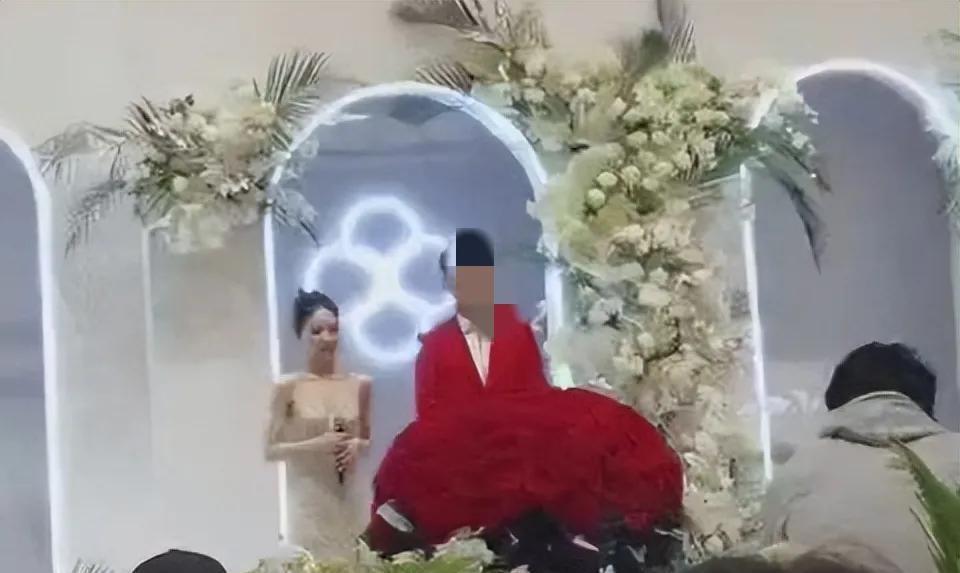 网红项思醒事件大婚之日混乱情史被曝光瞒着男友同富二代订婚