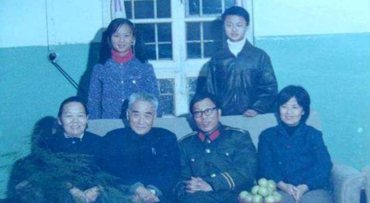 1984年黄维收到周廷烈的信后立即向上反映这个人应该受照顾