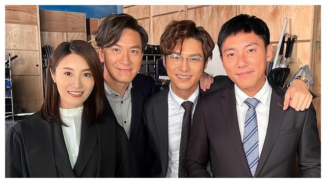tvb小生黄嘉乐在恋爱5周年纪念日官宣向女友求婚成功