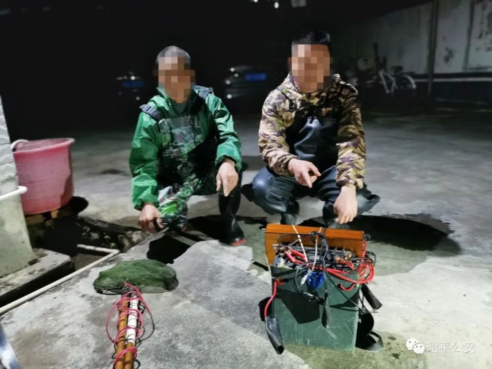 抓獲15人!賀州警方嚴打整治非法捕撈有力維護生態平衡(圖7)