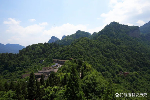 为什么佛与仙神只在阎浮世界之中,古洞仙山之内?不和人亲近.