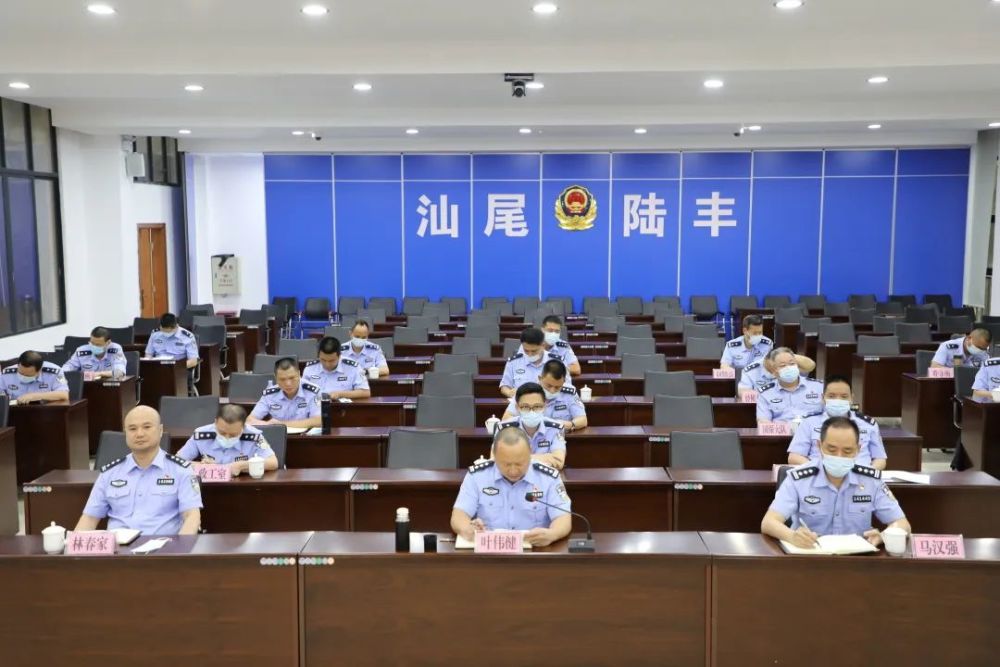 公安局党委书记,局长叶伟健为总指挥的陆丰市公安局"三防"抢险救灾