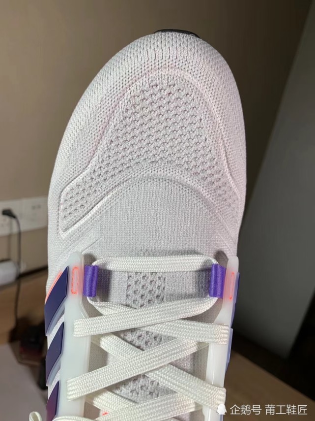 ultra boost22炫彩夏日跑步好鞋