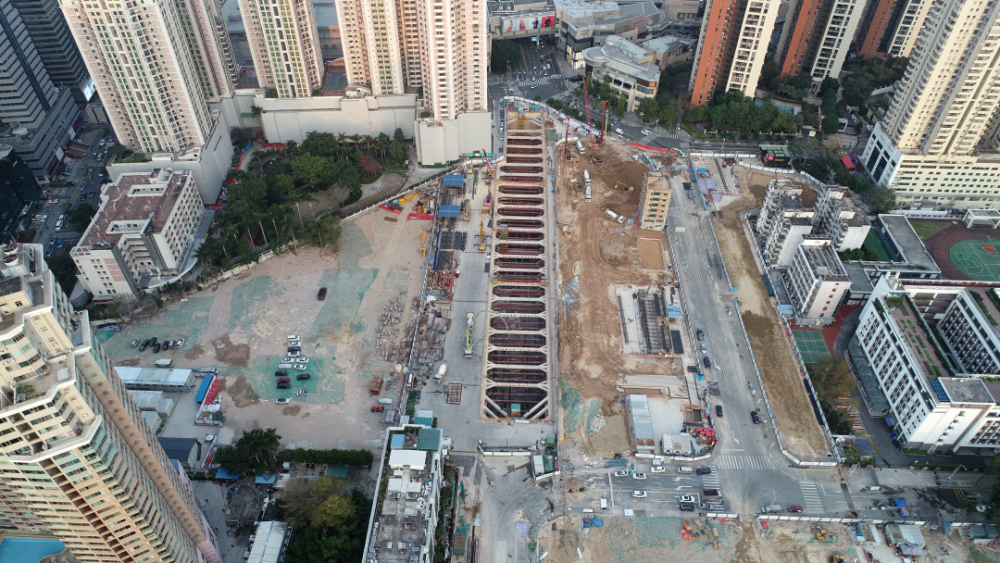 深圳地铁11号线二期红岭南站主体结构施工开启“加速度”！_腾讯新闻