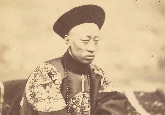 怡亲王允祥和恭亲王奕欣哪一个实权更大