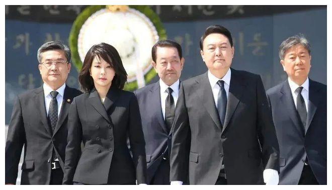 韩国新总统尹锡悦正式就职了，难道尹锡悦就很安全吗？