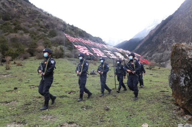 从"三人乡"到全民守边,这里"枫"警独好