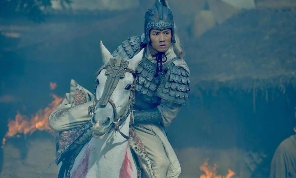 第二名:赵云蜀国五虎上将之一,是三国之中唯一没有败绩之人.