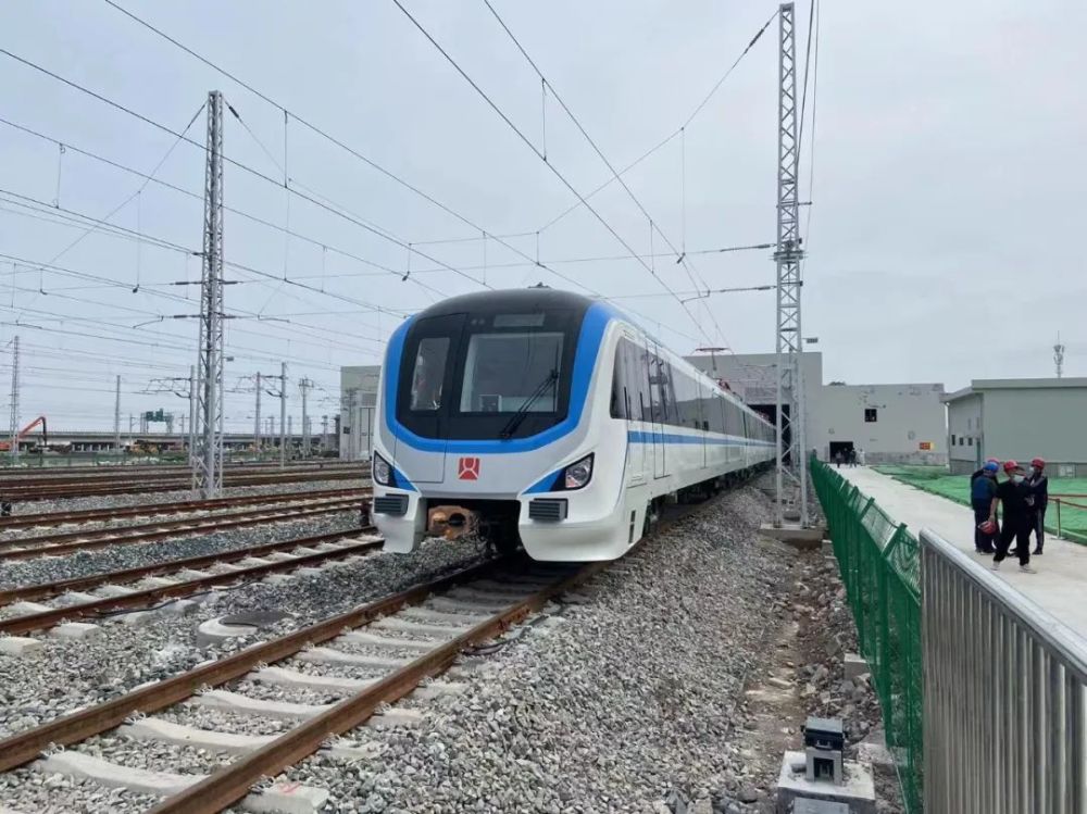 像连接台州中心椒江和路桥,温岭的台州s1线,就肩负着推进台州市区一体