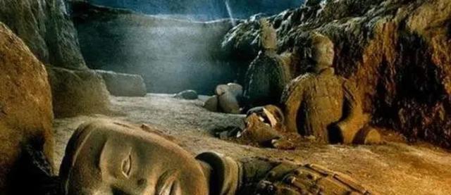 古代皇帝用活人殉葬活人在墓中能活多久说出来你可能不信