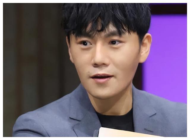 秦昊当演员后成功娶童年偶像为妻婚后事业也开始腾飞