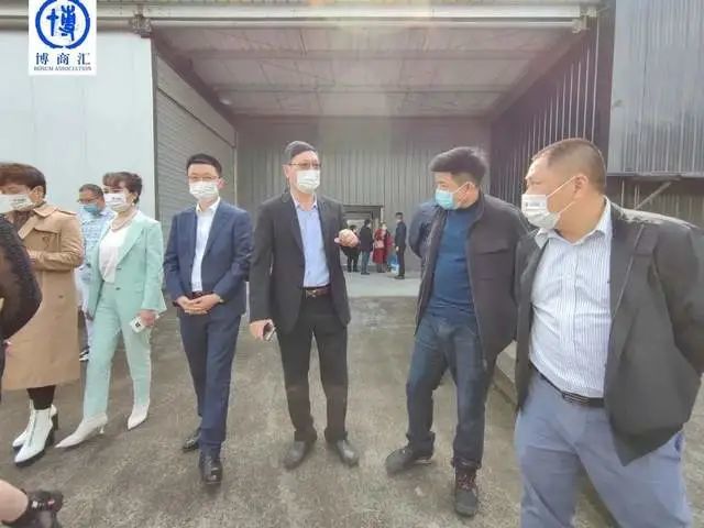 并与武隆区委副书记,区长左军,区政府副区长邓涛等区领导在区政府召