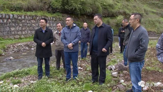 5月19日,县委副书记,县长陈韬率副县长,县公安局局长唐贵昕,以及县