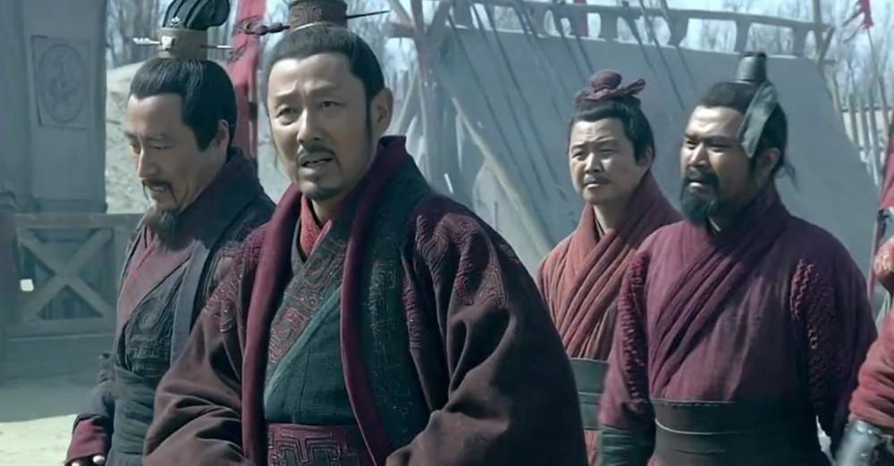 国内有两股齐国宗室势力互相争衡,一个是田儋,田荣兄弟代表的远支宗室