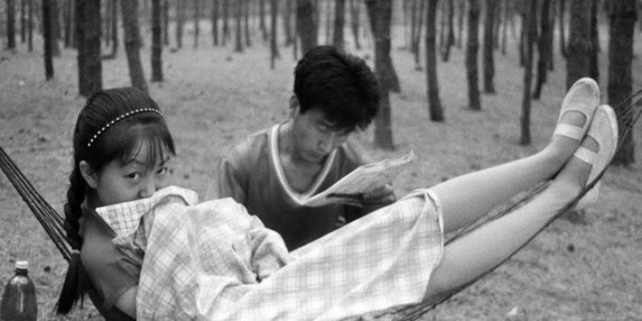 90年代罕见老照片图4小情侣在火车上秀恩爱图5绝对是有钱人