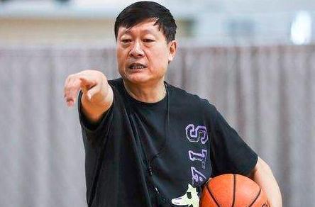 李秋平婉拒王非还在考虑因为宫鲁鸣山东男篮将选他