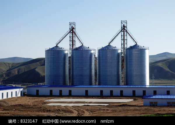 正在建设中的国家粮食战略储备库