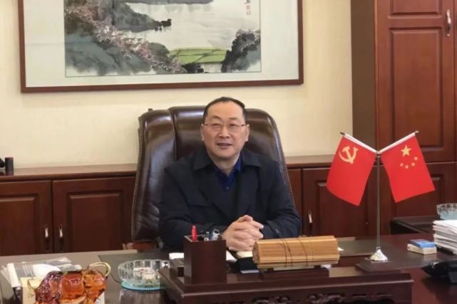 朱开明江苏明华建设有限公司董事长他就是市劳动模范由弱变强的蜕变