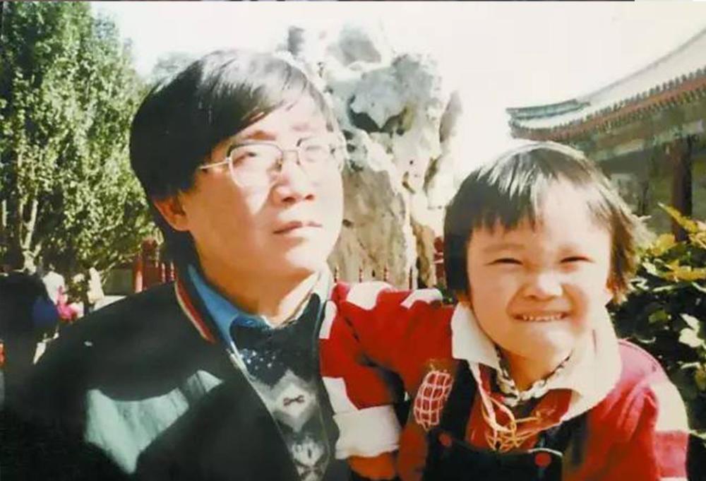 梁左去世21年女儿背负巨债英达给予致命一击梁青儿怎样了