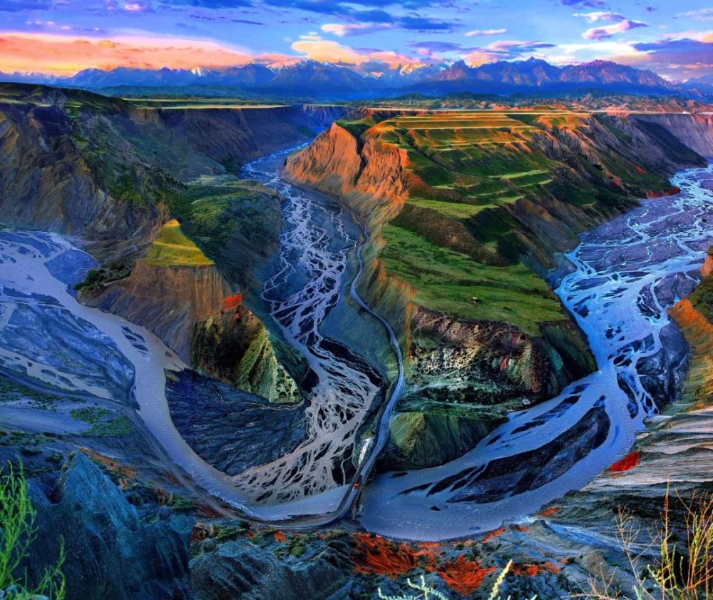 安集海大峡谷一种不一样的震撼视觉